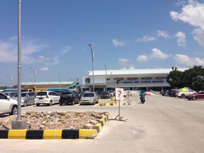  Terminal Baru Pelabuhan Sekupang; Atap Bocor Dinding Retak